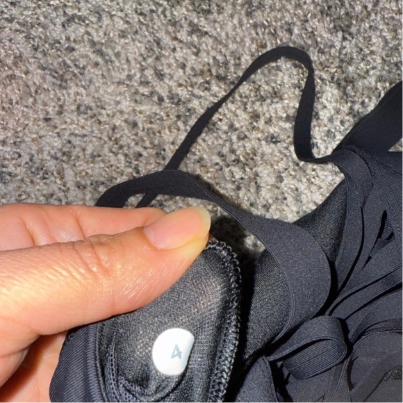 Lululemon hot top street  tank SZ 4 - Picture 7 of 11